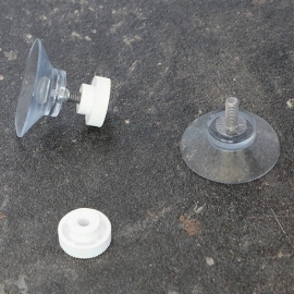 Saugnäpfe mit Rändelmutter 30 mm | M4, 10 mm lang | Rändelmutter aus weißem Kunststoff
