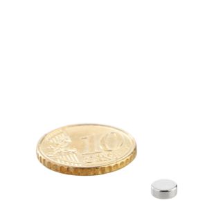 Aimants néodymes en forme de disque 5 mm x 2 mm   | N38, axial (parallèle à la hauteur) 
