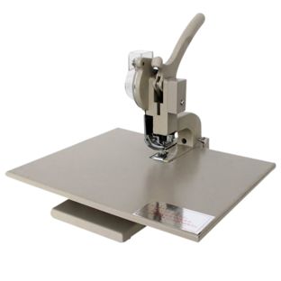 Machine M80T pour œillets 24 et 25 