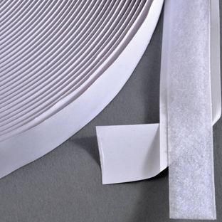 Flauschband selbstklebend auf Rolle mit 25 m 20 mm | weiß 