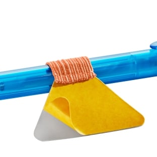 Porte-crayon, avec boucle élastique plat, auto-adhésif, orange fluo 