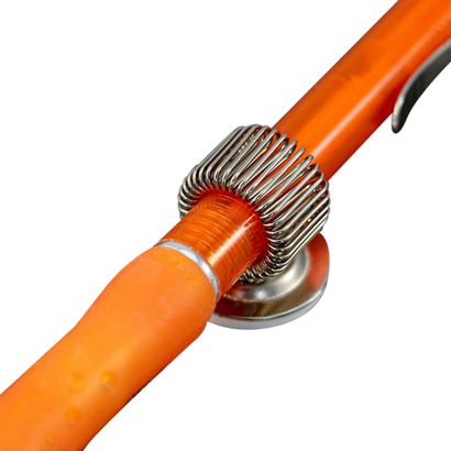 Porte-stylo, en métal, auto-adhésif, tournant 