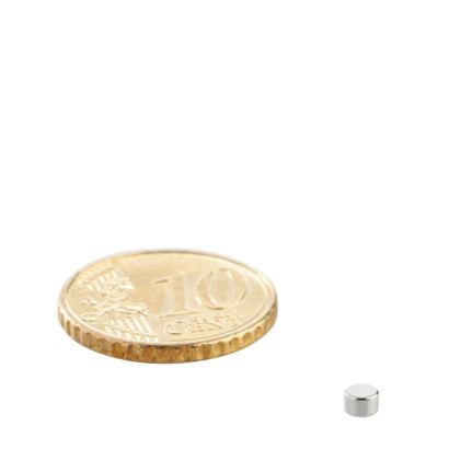 Aimants néodymes en forme de disque 3 mm x 2 mm | N48, axial (parallèle à la hauteur)