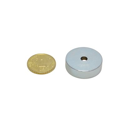 Aimants en pot SmCo avec perçage et abaissement 25 mm