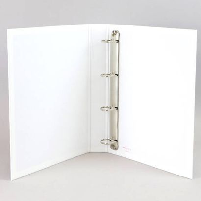 Präsentationsringbuch A4 weiß | 30 mm | Pappe, PP | 4-D-Ring-Mechanik